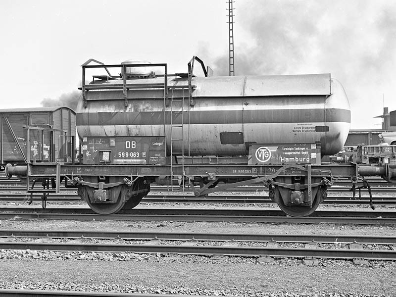 Beschriftungssatz für 599 063 [P] der DB, Epoche 3, von Seite 117 aus Carstens Chemiekesselwagen GW-Buch 9.2
